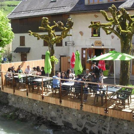 Gite Auberge L'Herbe Tendre Saint-Pierre-dʼEntremont Exteriér fotografie