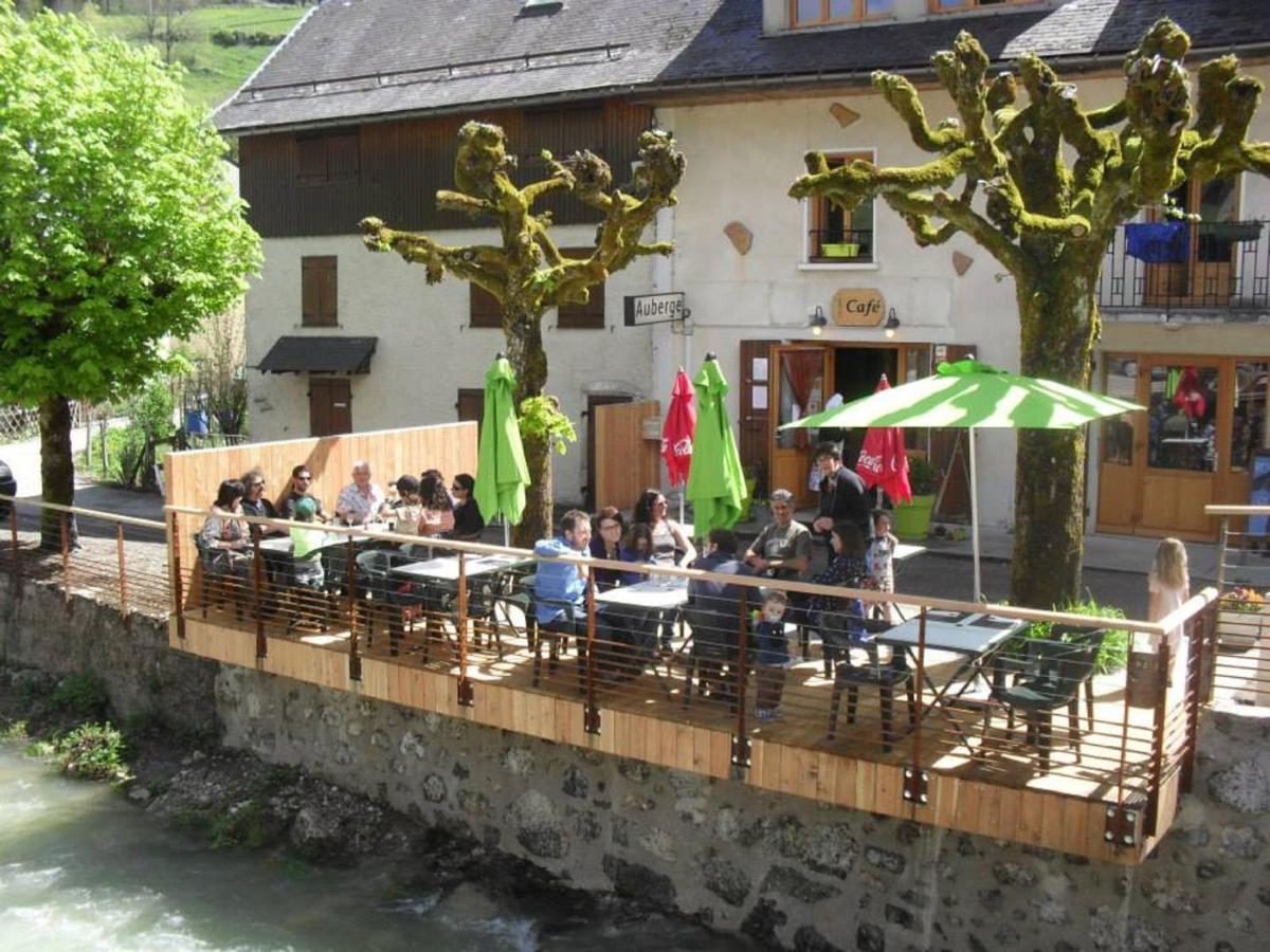 Gite Auberge L'Herbe Tendre Saint-Pierre-dʼEntremont Exteriér fotografie